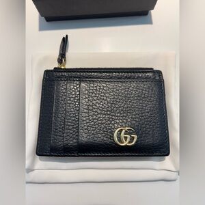 Authentic Gucci card holder/wallet